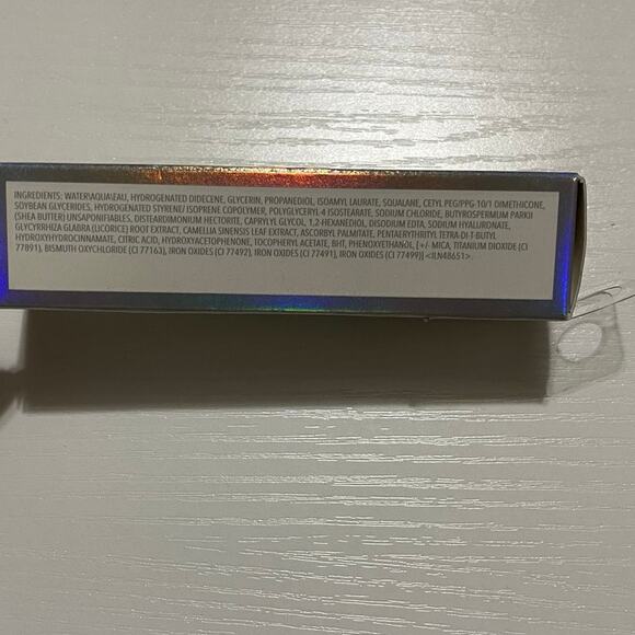 Becca Light Shifter Dewing Tint Cloud Nine 4.5 - Picture 4 of 8